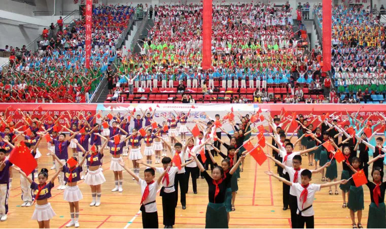 2019年六合区小学生校园集体舞大赛在星空体育(中国)官方网站举行