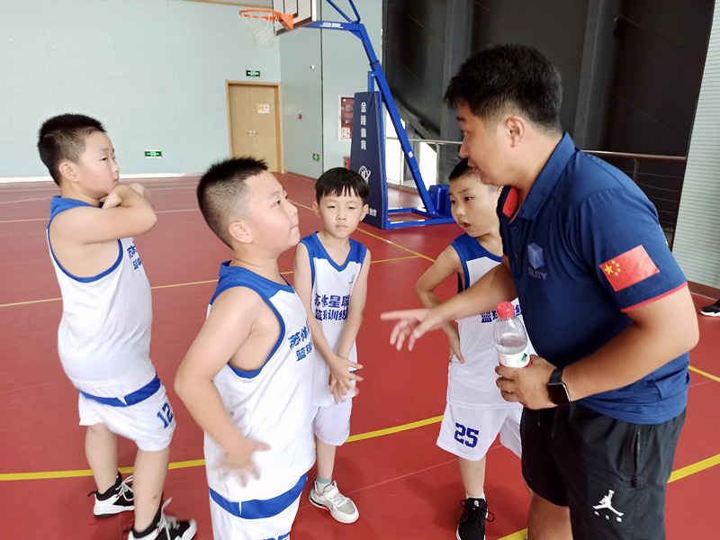 首届苏体扬州南部体育公园小篮球锦标赛圆满落幕